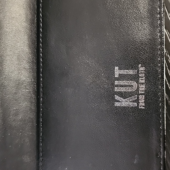 Kut from the Kloth Striped Trifold Wallet Black White Vegan Leather - Picture 9 of 10